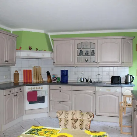 Geraeumige Mit Terrasse- In Guenstiger Zentraler Lage In Der Oberla By Interhome * Баутцен