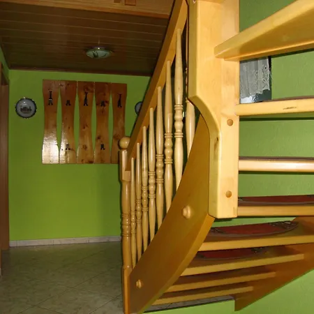 דירה Geraeumige Mit Terrasse- In Guenstiger Zentraler Lage In Der Oberla By Interhome באוטזן